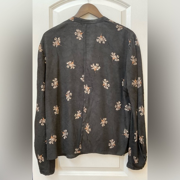 Vince Tossed Bouquet Tie Neck Blouse - Picture 5 of 7